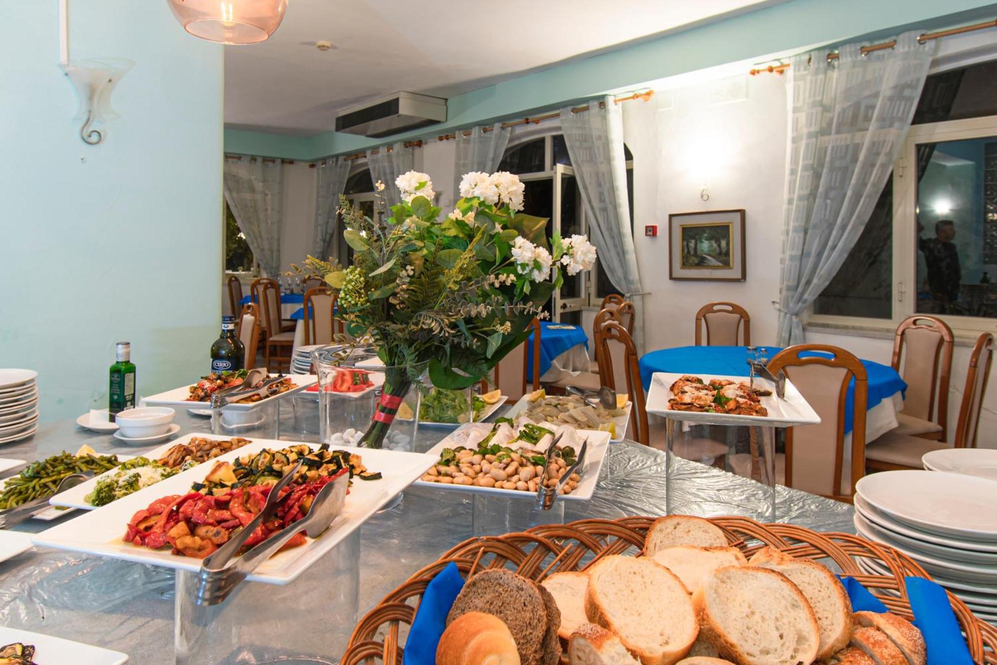 איסקיה Victoria Park Resort מראה חיצוני תמונה