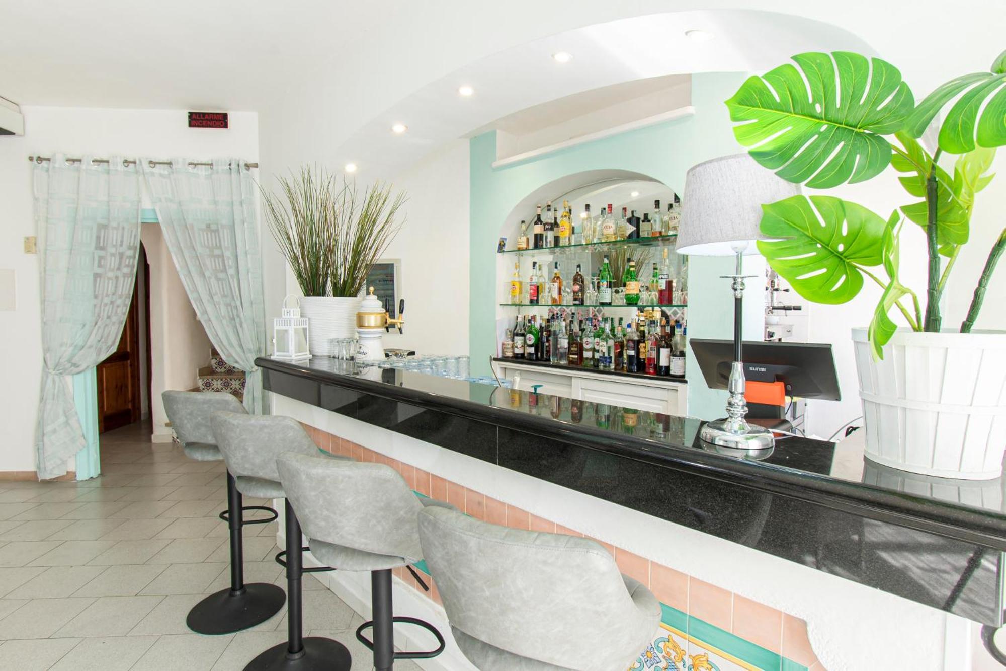איסקיה Victoria Park Resort מראה חיצוני תמונה