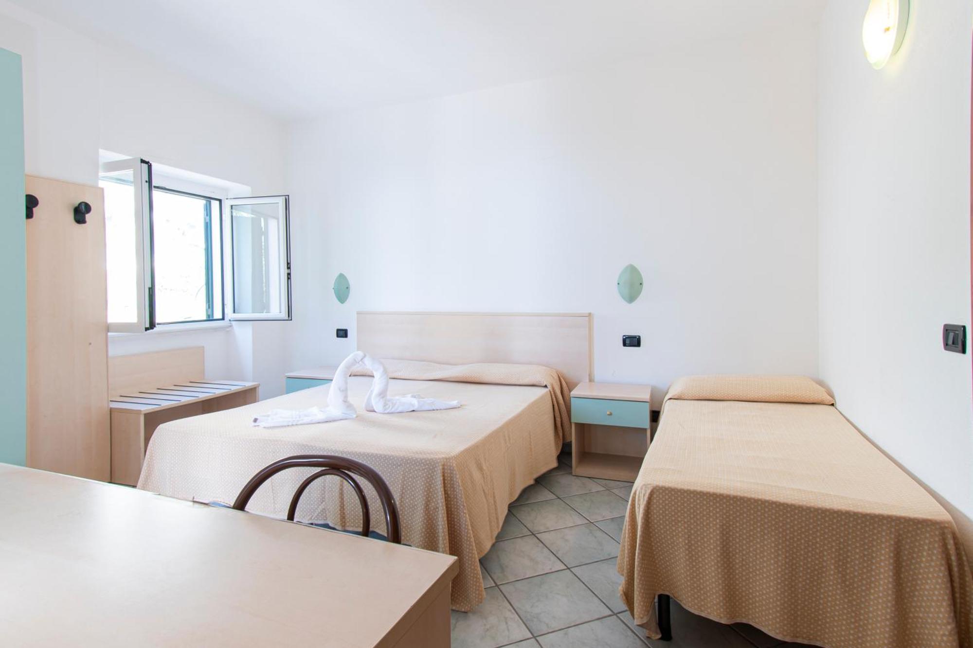 איסקיה Victoria Park Resort מראה חיצוני תמונה