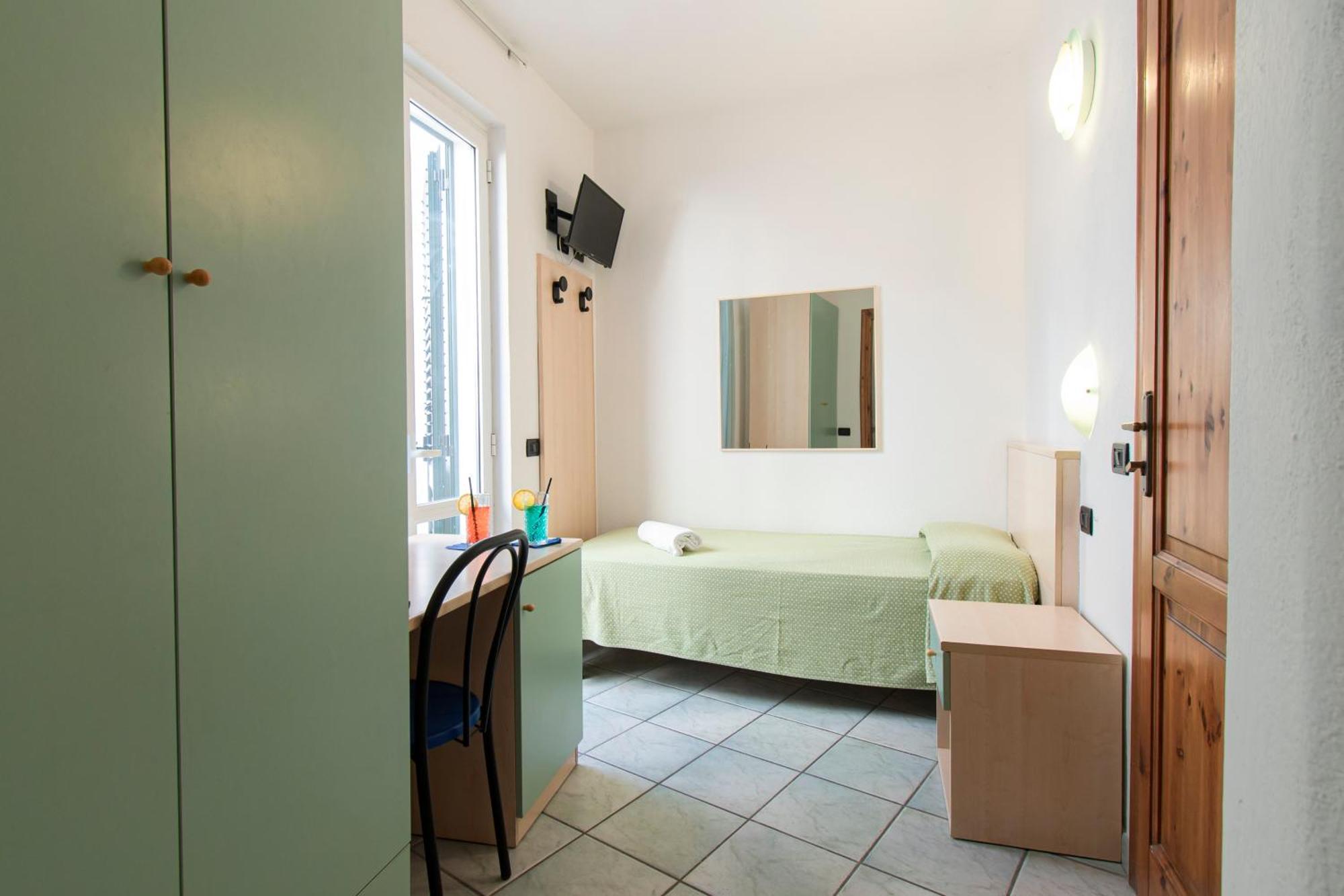 איסקיה Victoria Park Resort מראה חיצוני תמונה