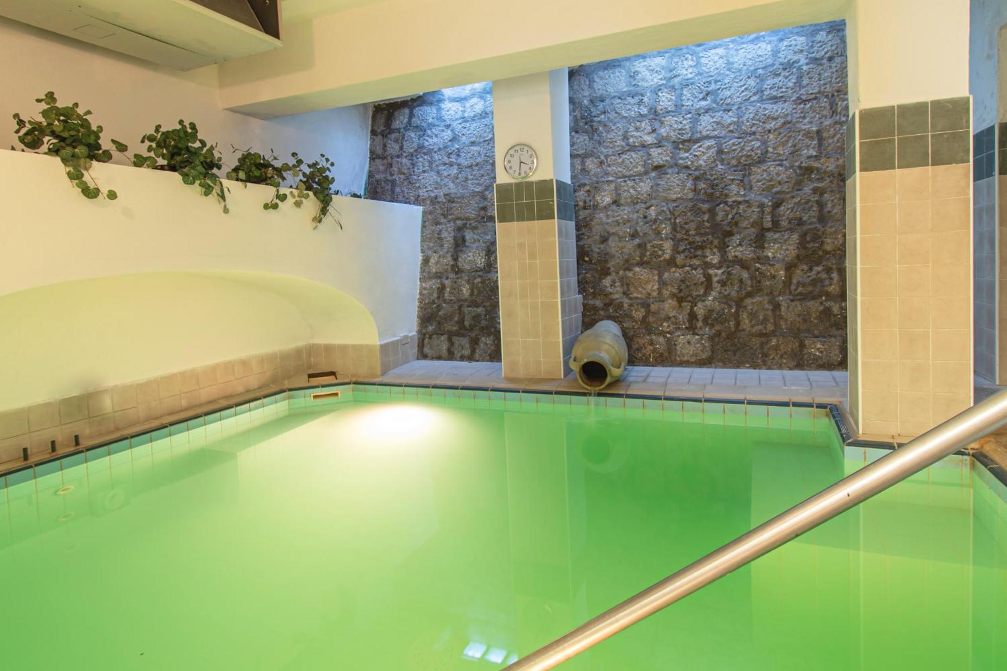 איסקיה Victoria Park Resort מראה חיצוני תמונה