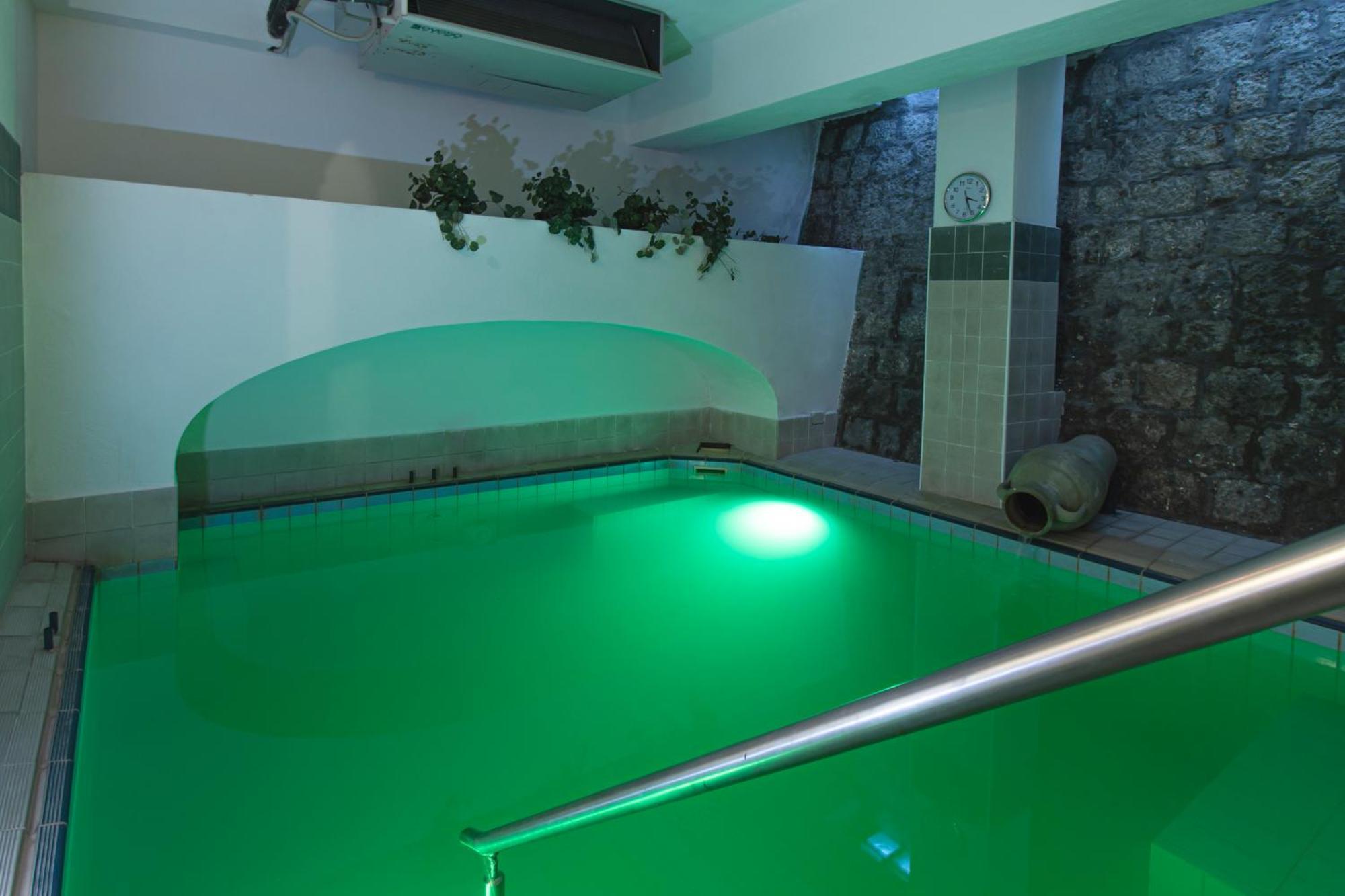 איסקיה Victoria Park Resort מראה חיצוני תמונה